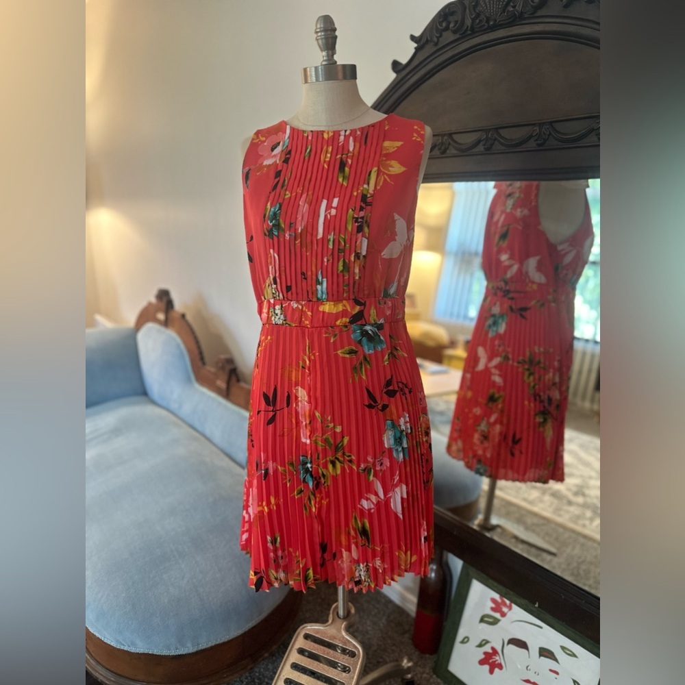 Liz Claiborne Petite Floral Mango Pleated Sleeveless Dress Size 12P
